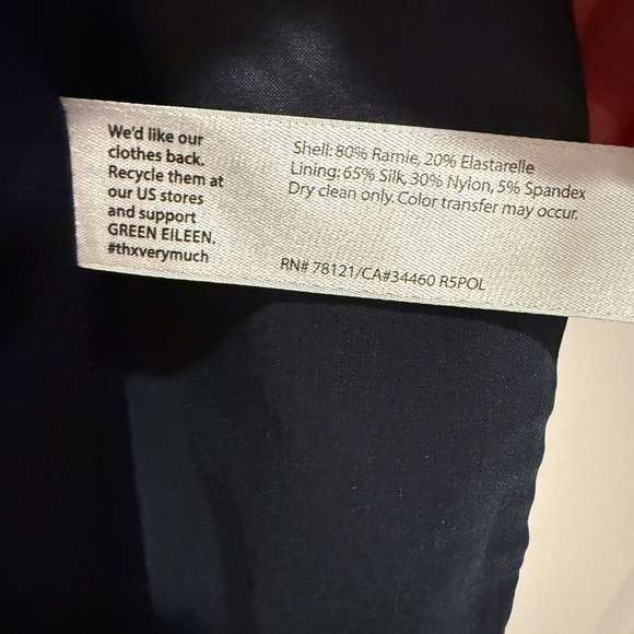 Eileen Fisher Navy Italian fabric Blazer size 8 - Picture 7 of 9